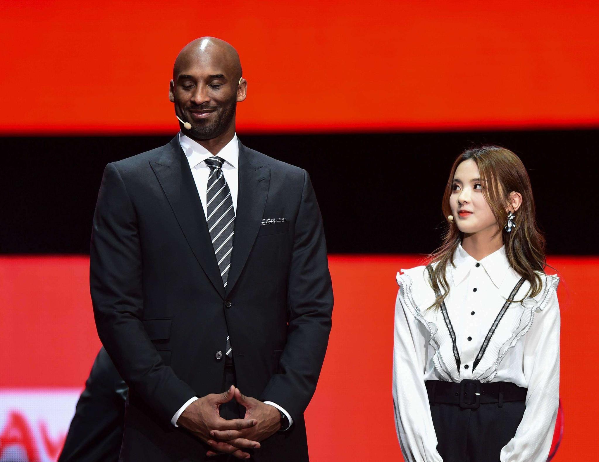 人会更加谨 人会更加谨