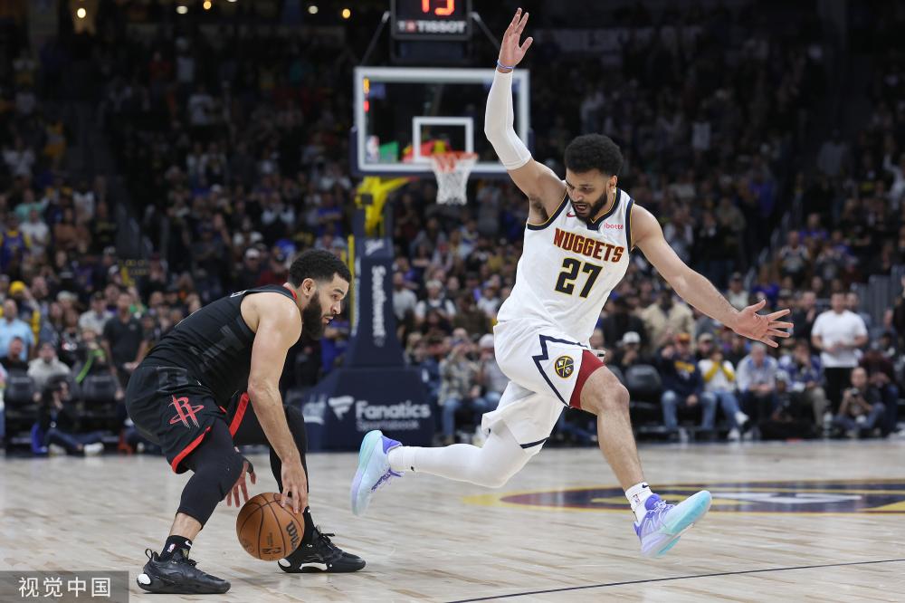 泰森更加看 泰森更加看