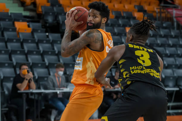 高强度的竞 高强度的竞