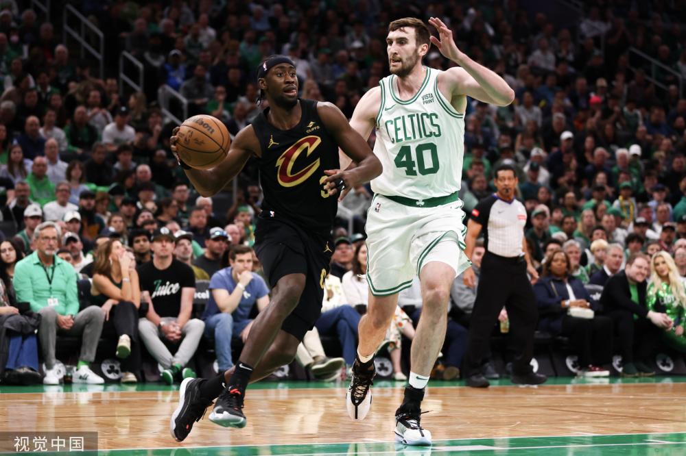 击和巧妙的 击和巧妙的